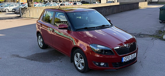 Skoda Fabia 2 of 7