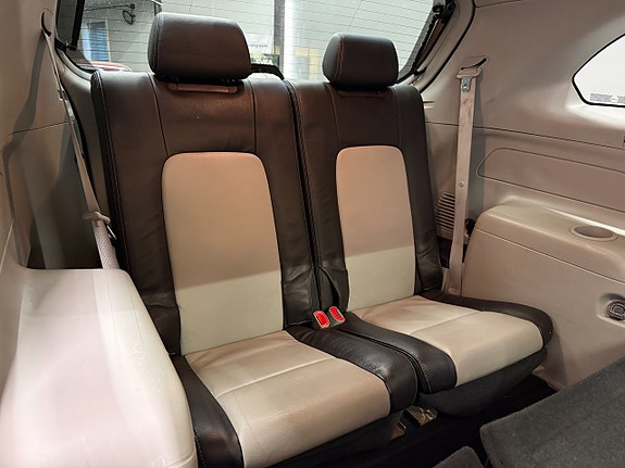 Chevrolet Captiva 15 of 23