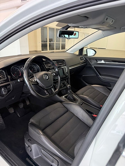 Volkswagen Golf I 15 of 23