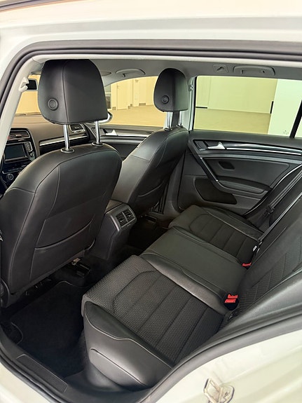 Volkswagen Golf I 17 of 23