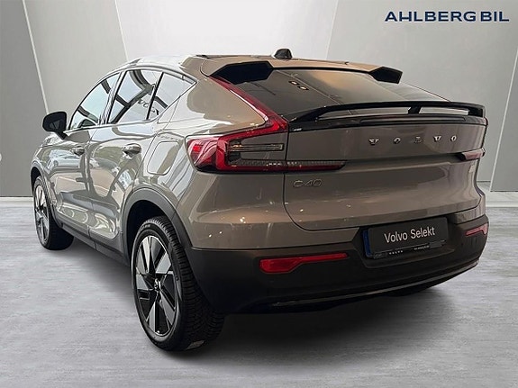 Volvo C40 3 of 22