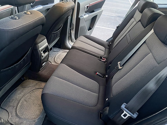 Hyundai Santa Fe 18 of 23