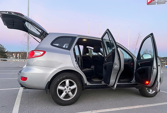 Hyundai Santa Fe 15 of 23