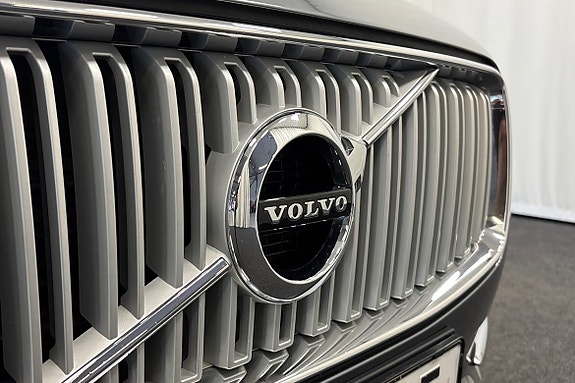 Volvo XC90 22 of 28