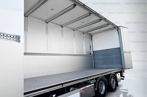 Mercedes-Benz Actros 2553 L 6x2 ProCabin Fjärrtransportskåp 10 of 19