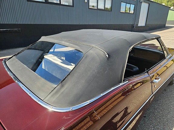 Pontiac Catalina 11 of 19