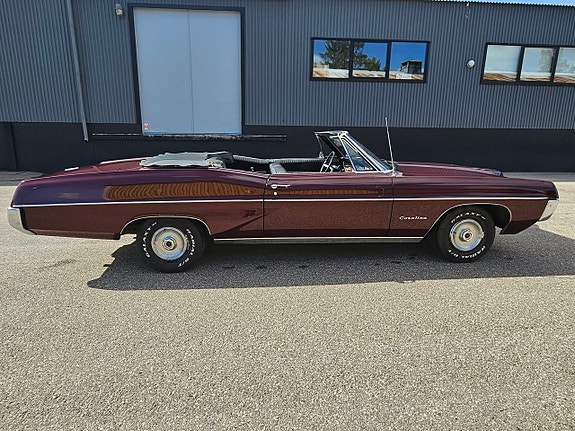Pontiac Catalina 5 of 19