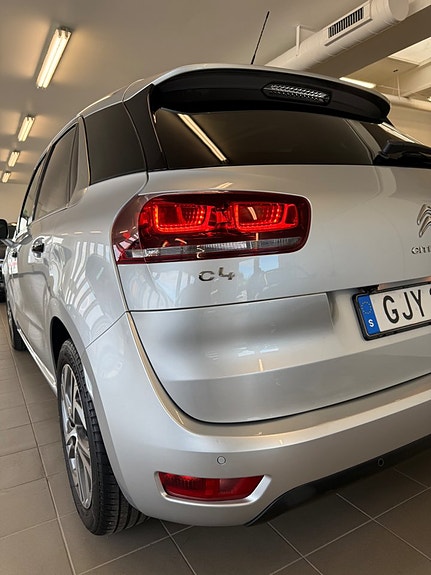 Citroen C4 Picasso 5 of 29
