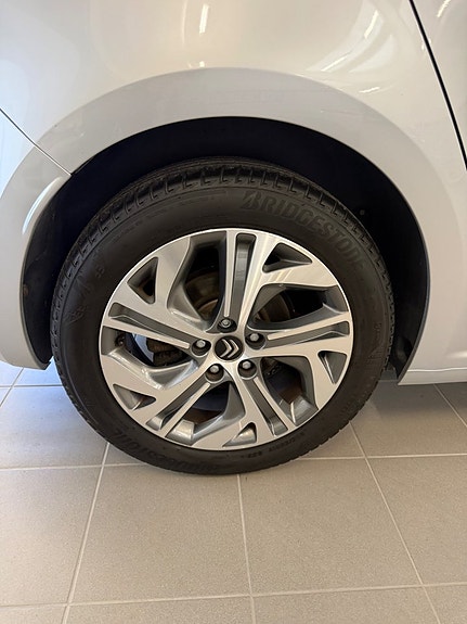 Citroen C4 Picasso 24 of 29
