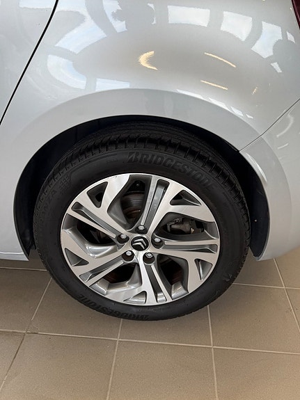 Citroen C4 Picasso 23 of 29
