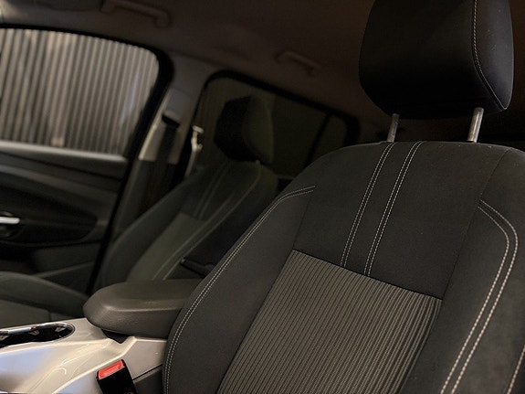 Ford Grand C-MAX 14 of 26