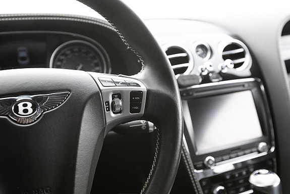 Bentley Continental GT 21 of 30