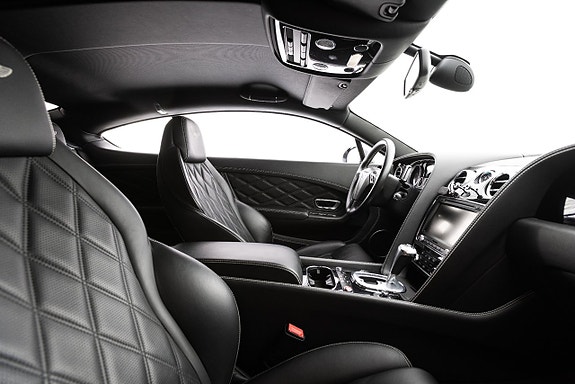 Bentley Continental GT 17 of 30
