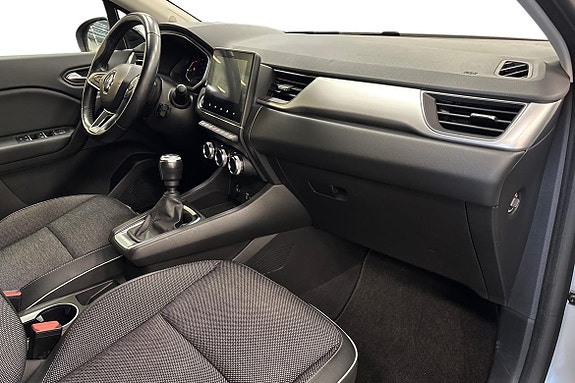 Renault Captur 10 of 18