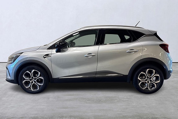 Renault Captur 2 of 18