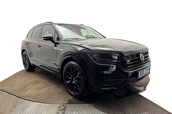 Volkswagen Touareg 4 of 21