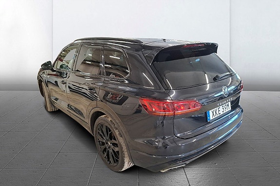 Volkswagen Touareg 6 of 12