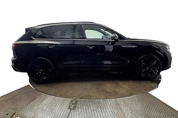 Volkswagen Touareg 5 of 21