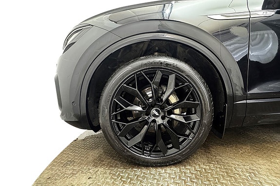 Volkswagen Touareg 10 of 21