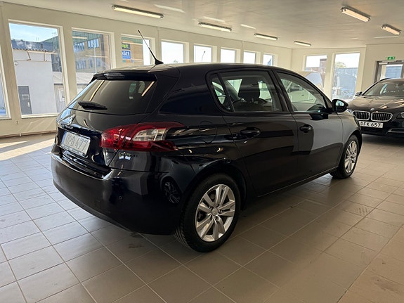 Peugeot 308 6 of 30