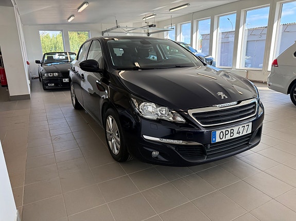 Peugeot 308 3 of 30