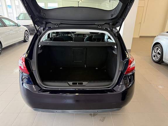Peugeot 308 17 of 30