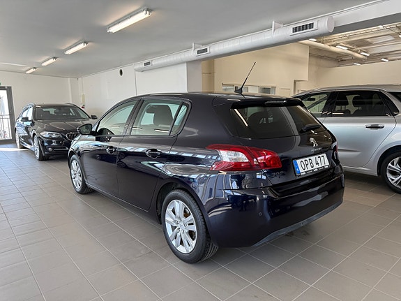 Peugeot 308 5 of 30