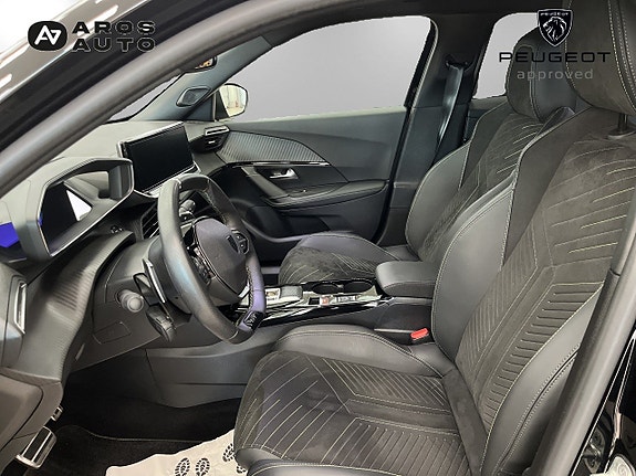 Peugeot 2008 8 of 14