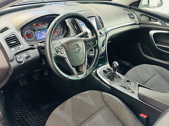 Opel Insignia 10 of 24