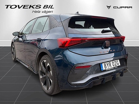 Cupra Born 4 of 21