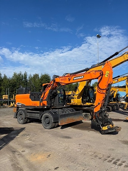 Doosan DX 160 W