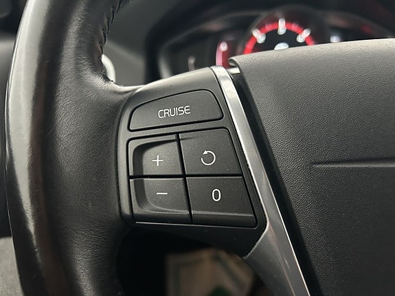 Volvo XC60 19 of 19