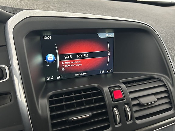Volvo XC60 16 of 19