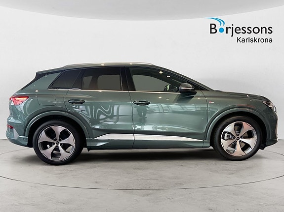 Audi Q4 e-tron 2 of 17