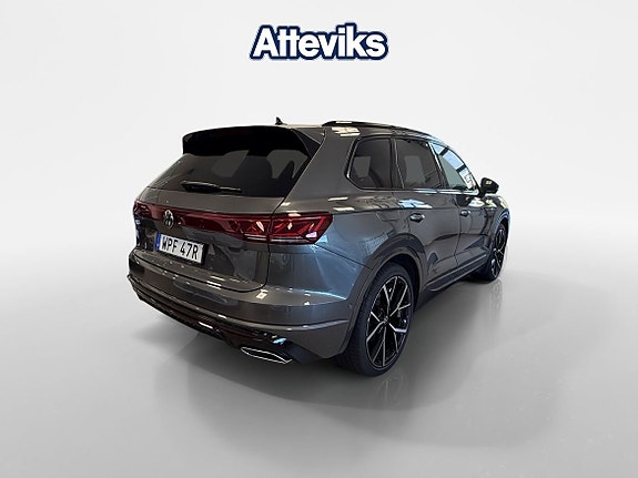 Volkswagen Touareg 3 of 15