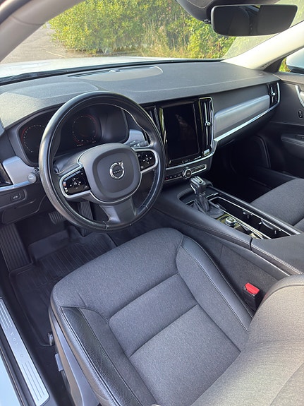 Volvo V90 8 of 8