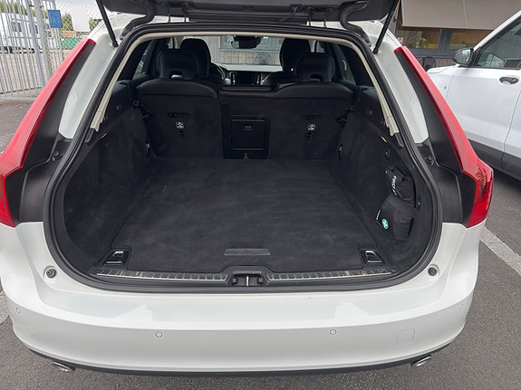 Volvo V90 6 of 8