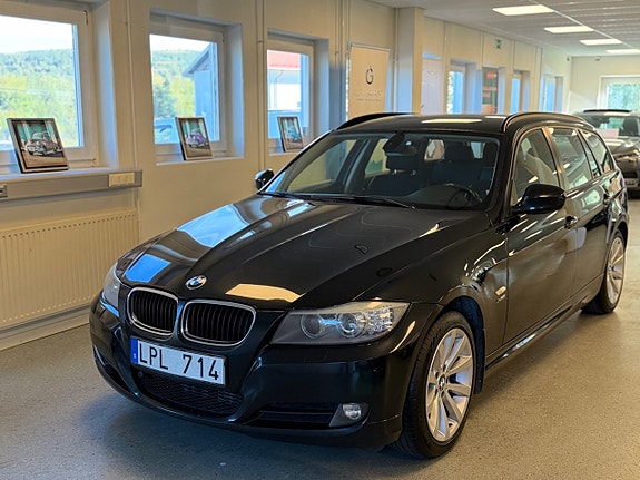 BMW 320d 5 of 30