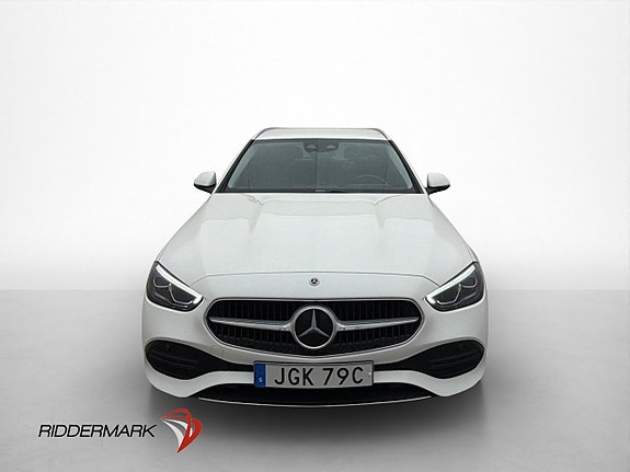 Mercedes-Benz C300 2 of 30