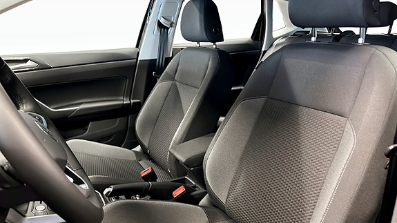 Volkswagen Polo 8 of 12