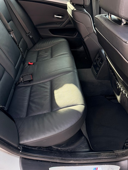 BMW 520d 6 of 7
