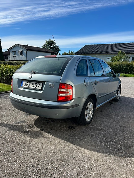 Skoda Fabia 3 of 7
