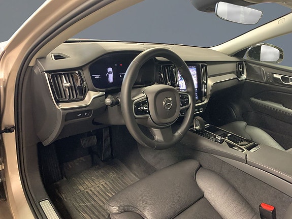 Volvo V60 5 of 14