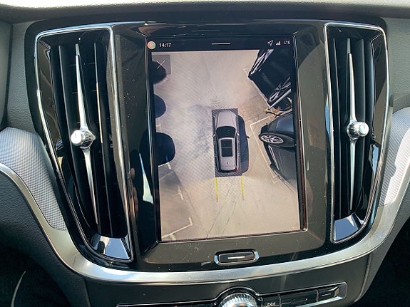 Volvo V60 14 of 14