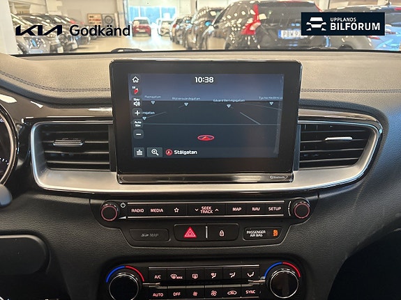 Kia Ceed 11 of 16