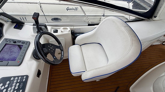 Bavaria 27 Sport 2007 Volvo Penta 5,7 GXI 369 timmar 14 of 29