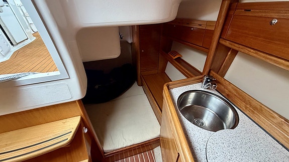 Bavaria 27 Sport 2007 Volvo Penta 5,7 GXI 369 timmar 19 of 29