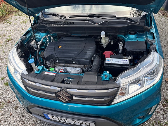 Suzuki Vitara 4 of 9