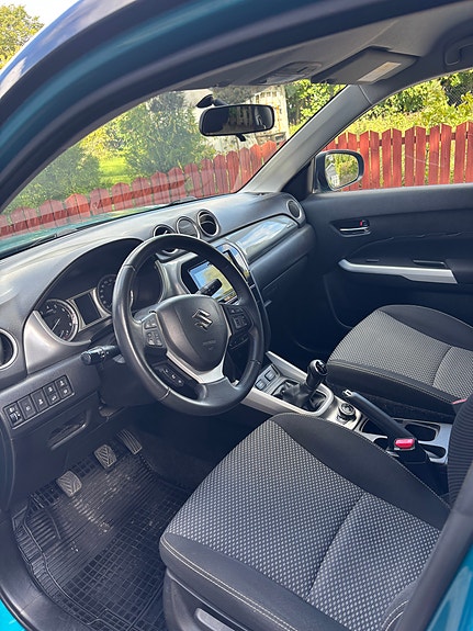 Suzuki Vitara 6 of 9
