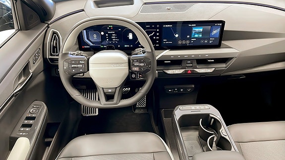 Kia EV5 7 of 12